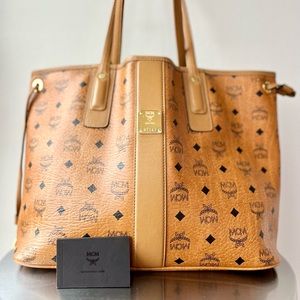 MCM Liz Reversible Medium tote